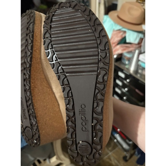 BIRKENSTOCK PAPILLO EBBA BOOTIES, CREAM SUEDE, SIZE 39, LIKE NEW. LINED. - Picture 3 of 8